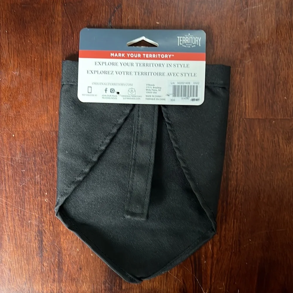 Funny Dog Bandana – Medium/Large | “I Still Live With My Parents” | NWT